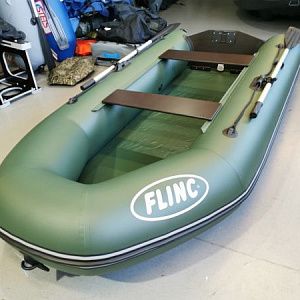 Лодка FLINC FТ 290 L